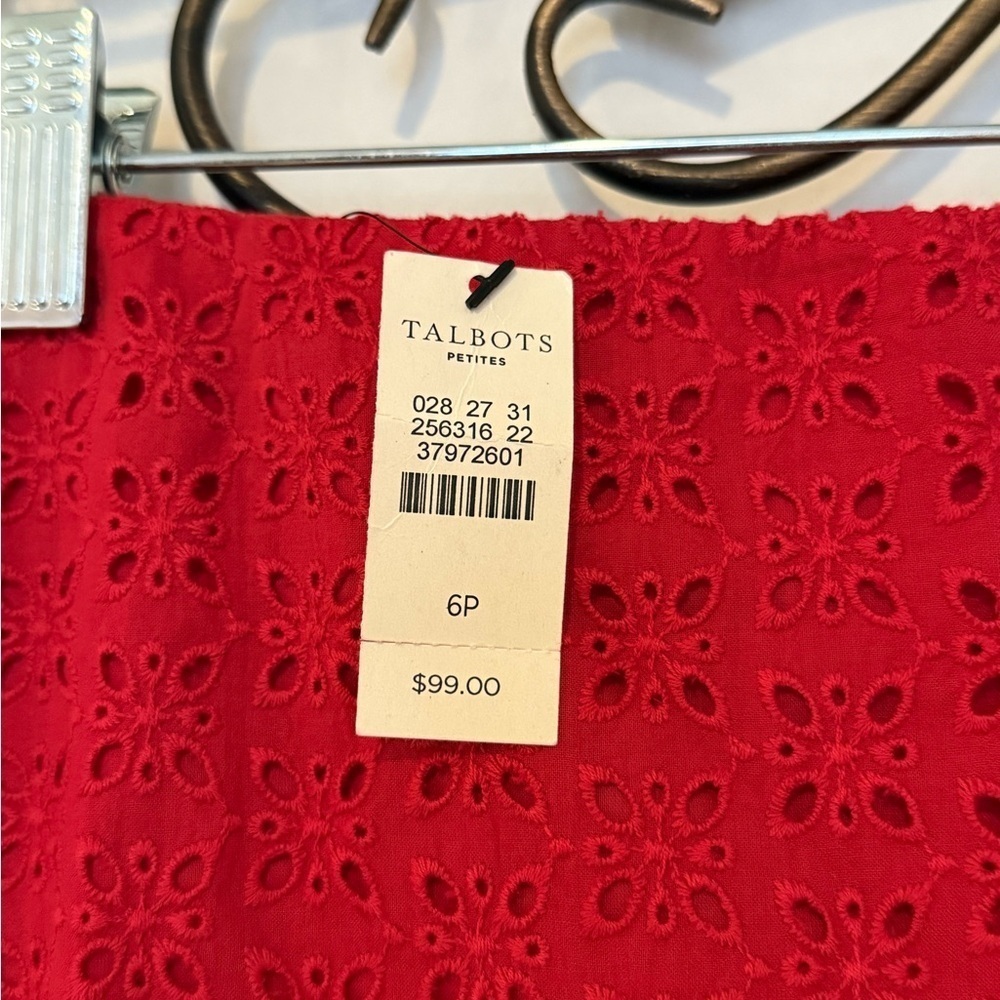nwt Talbots Eyelet Pencil Skirt in Cherry Red, size 6, 6P - Picture 3 of 3